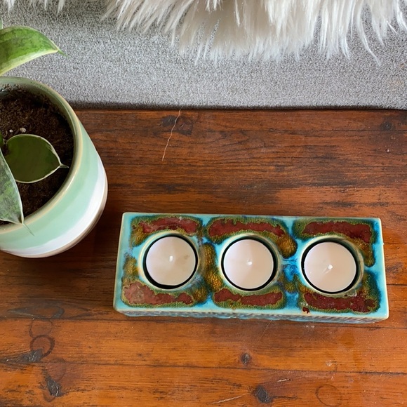 Beautiful Multicoloured Tea light holder - Picture 3 of 5